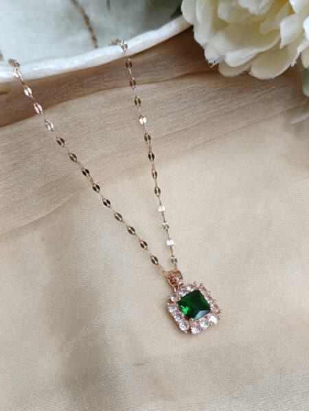 Green Square Pendant Chain